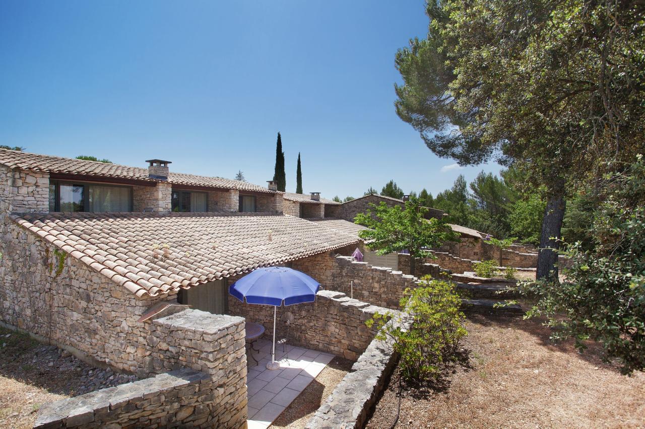 Residence Odalys La Bastide Des Chenes Gordes Exterior photo