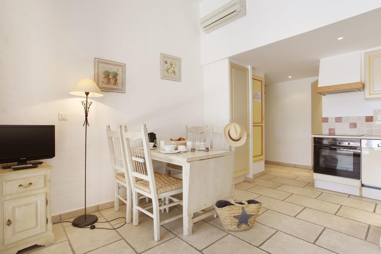 Residence Odalys La Bastide Des Chenes Gordes Exterior photo